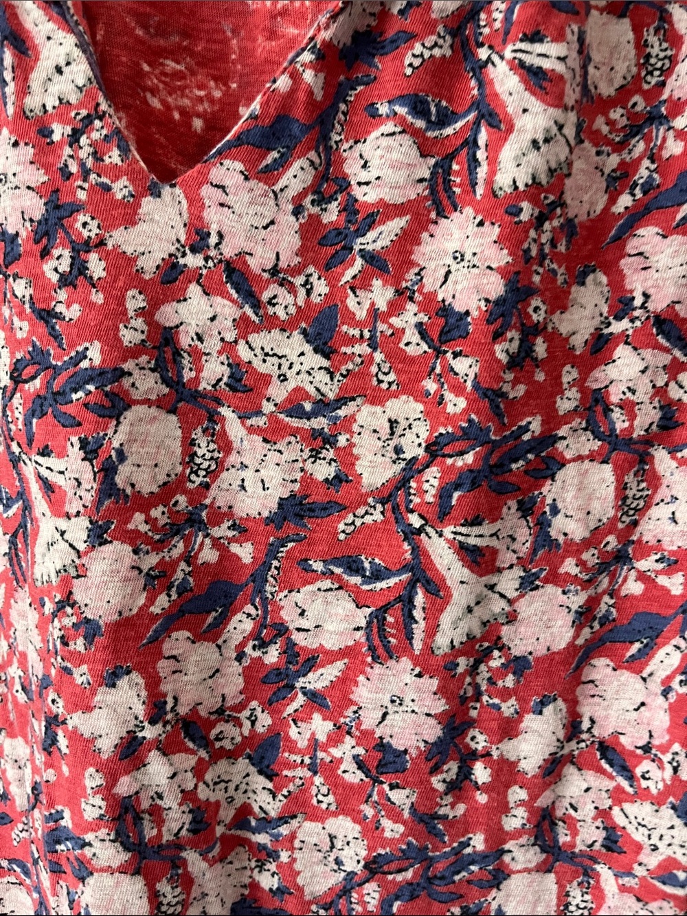 LOFT Red Floral V-Neck Ruffle Sleeve Tank - Picture 6 of 9